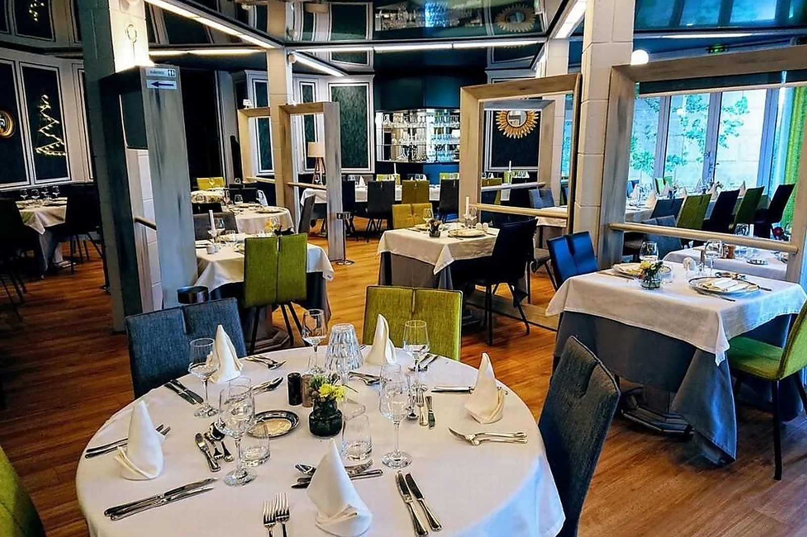 Cafés et Restaurants, RESTAURANTS - SAINT-AVERTIN (INDRE-ET-LOIRE) : LE CLAPOTIS