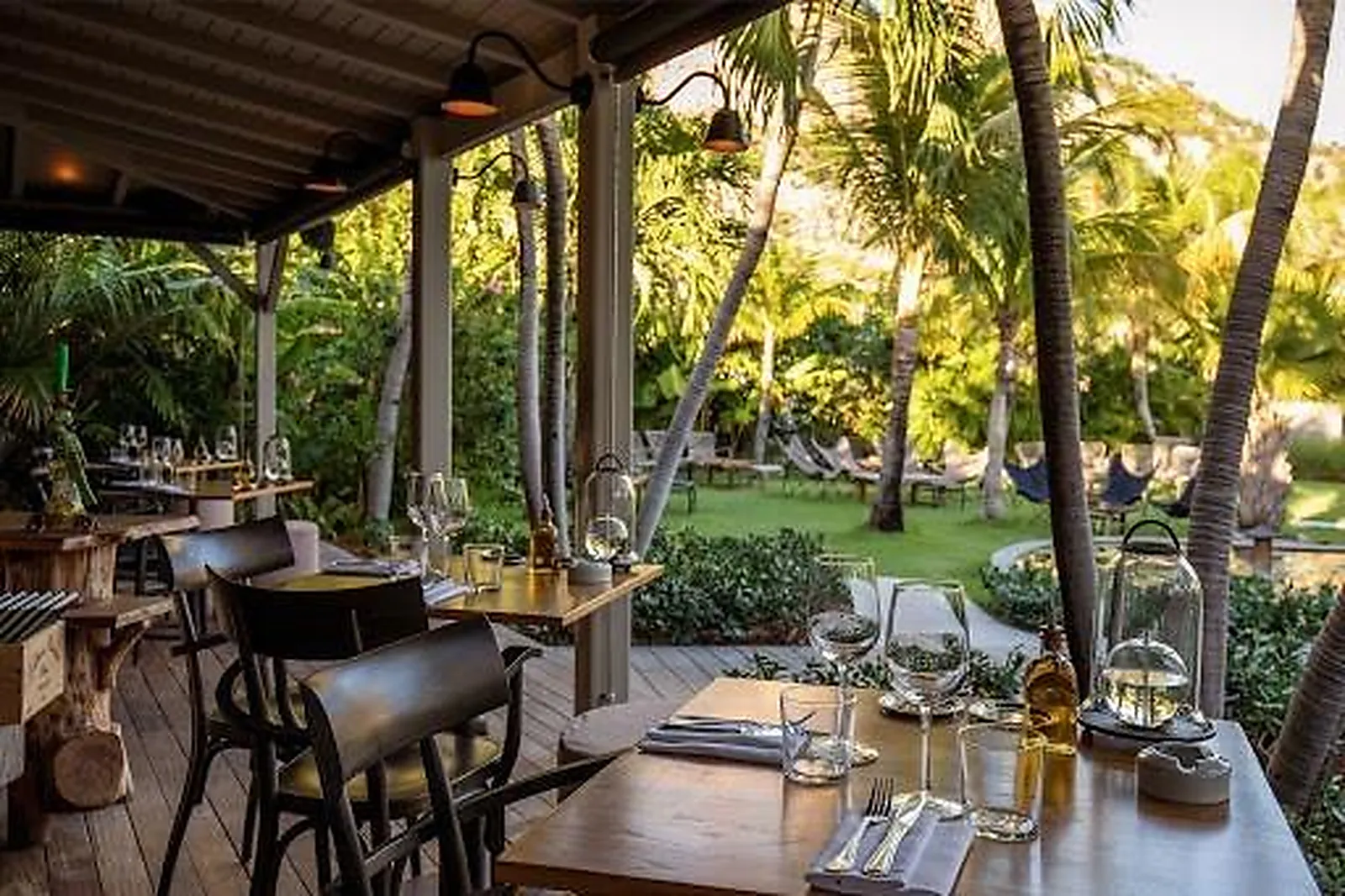 Cafés et Restaurants, RESTAURANTS - SAINT-BARTHELEMY (GUADELOUPE) : TAMARIN ST-BARTH