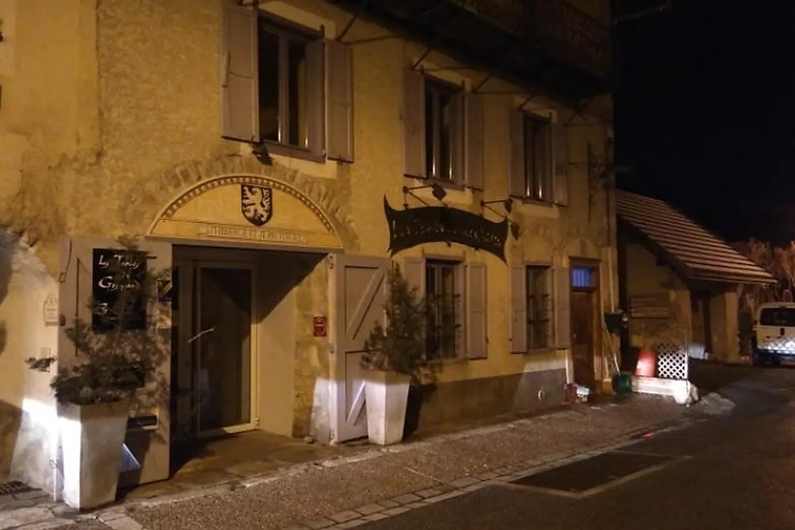 Cafés et Restaurants, RESTAURANTS - SAINT-CREPIN (HAUTES-ALPES) : LES TABLES DE GASPARD