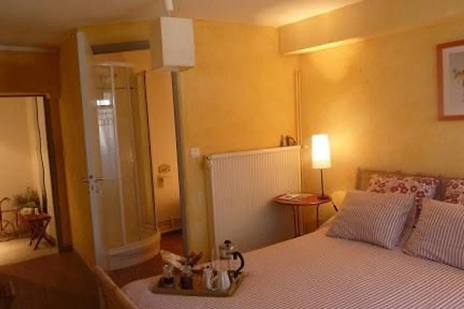 Cafés et Restaurants, RESTAURANTS - SAINT-CREPIN (HAUTES-ALPES) : LES TABLES DE GASPARD