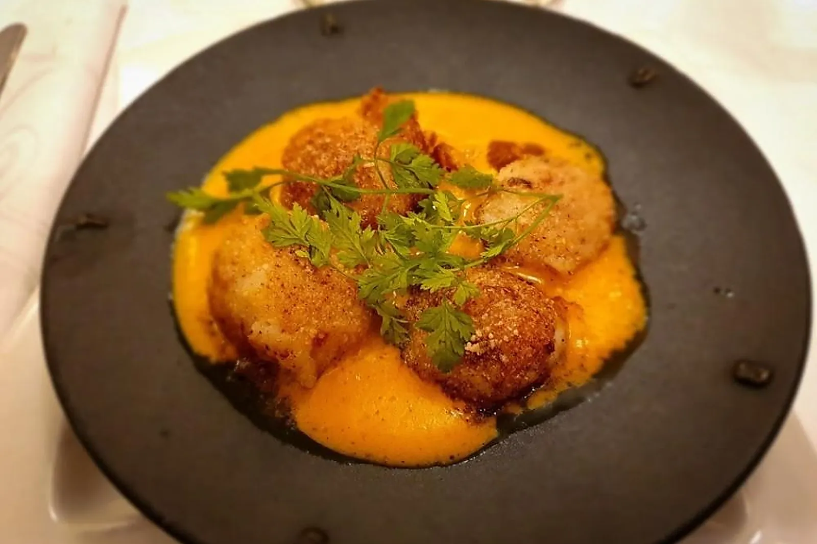 Cafés et Restaurants, RESTAURANTS - SAINT-ETIENNE (LOIRE) : LES PLATS CANAILLES