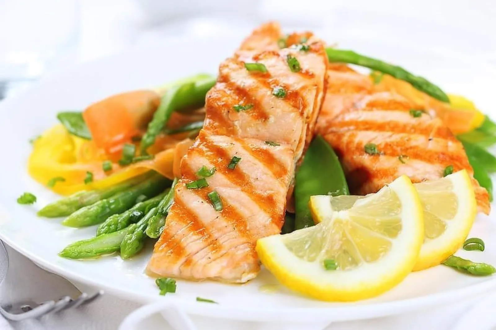 Cafés et Restaurants, RESTAURANTS - SAINT-FLOUR (CANTAL) : FOLIE DES SENS