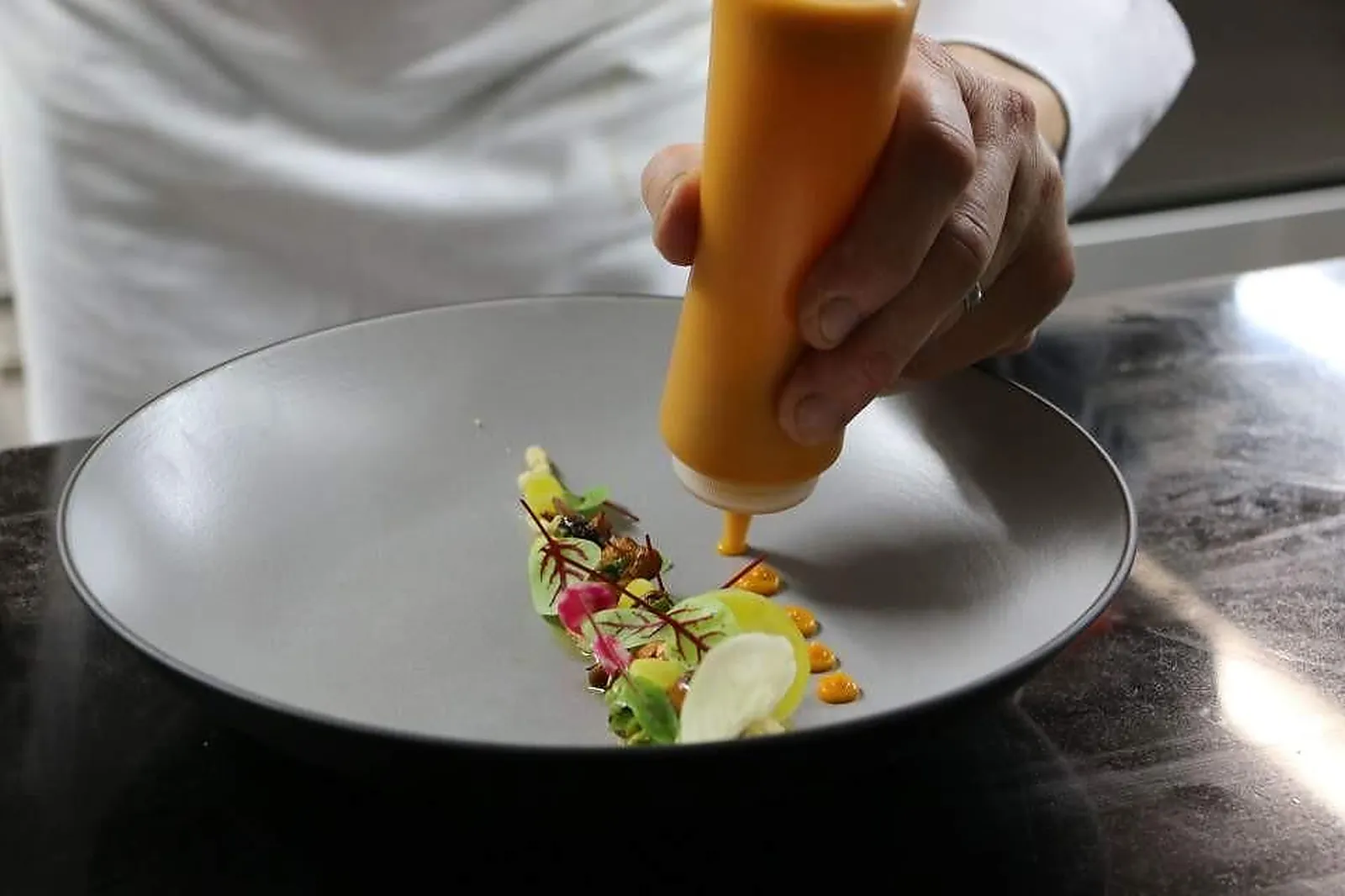 Cafés et Restaurants, RESTAURANTS - SAINT-GERMAIN (ARDÈCHE) : AUBERGE DE MONTFLEURY