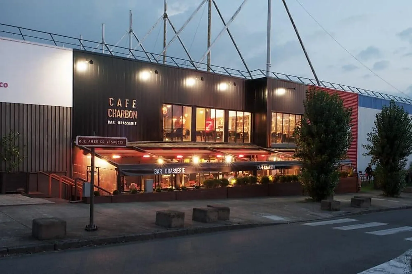 Cafés et Restaurants, RESTAURANTS - SAINT-HERBLAIN (LOIRE-ATLANTIQUE) : CAFÉ CHARBON