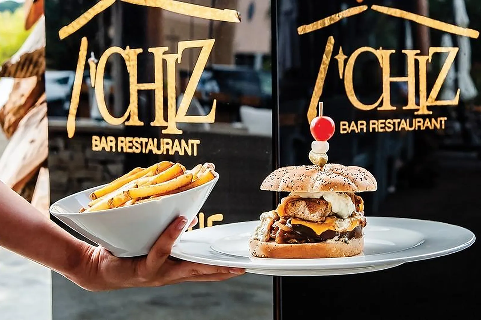 Cafés et Restaurants, RESTAURANTS - SAINT-JULIEN-LES-METZ (MOSELLE) : T’CHIZ