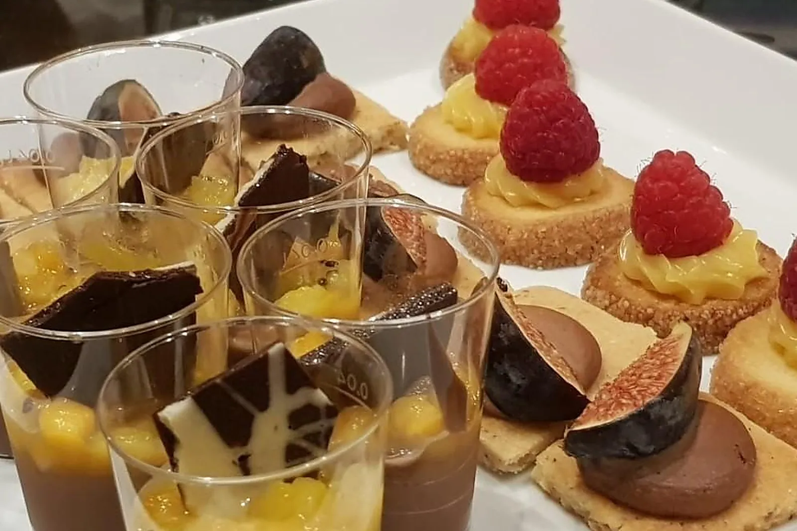 Cafés et Restaurants, RESTAURANTS - SAINT-LAURENT-DES-COMBES (GIRONDE) : ATELIER DE CANDALE