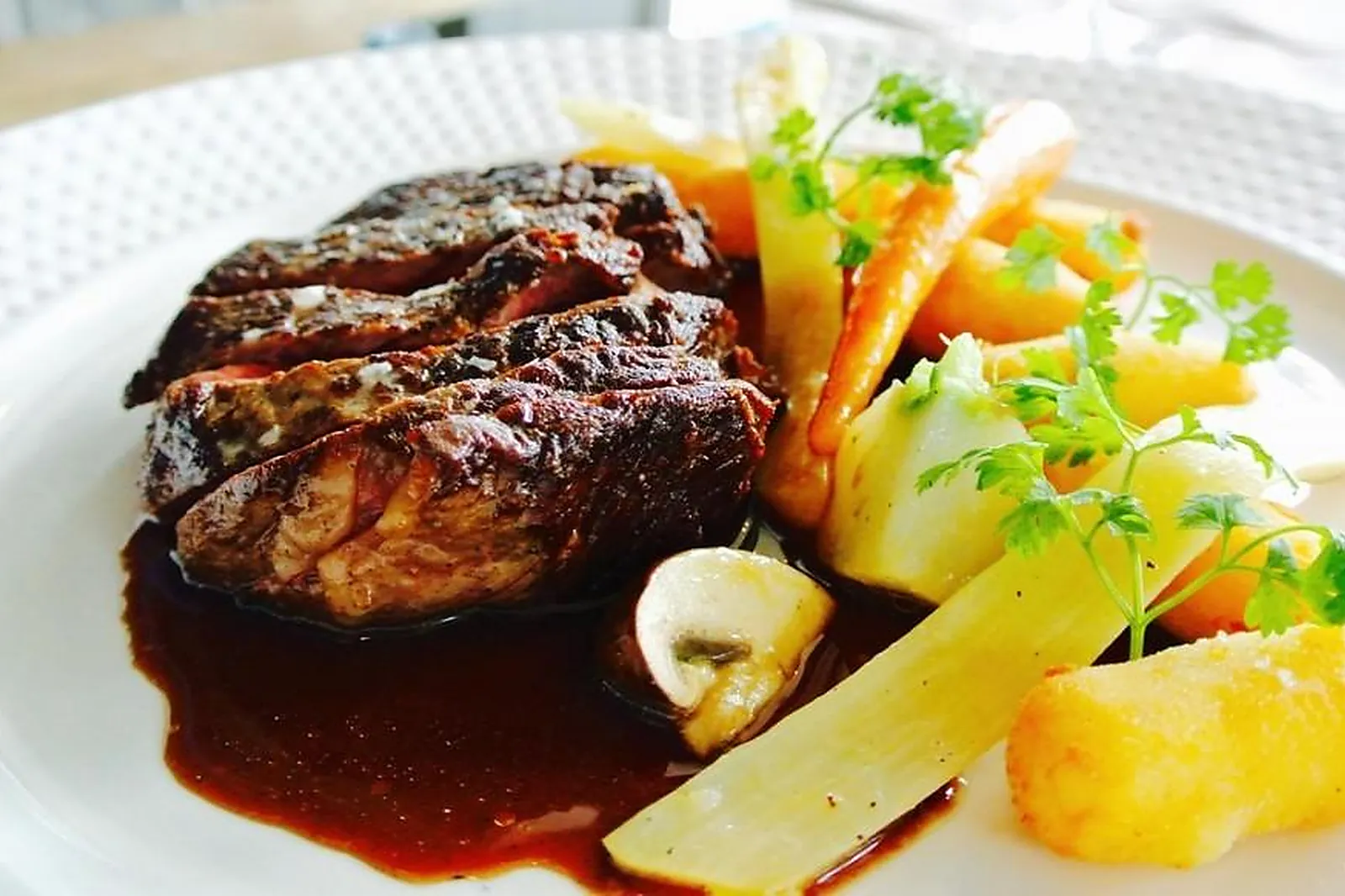 Cafés et Restaurants, RESTAURANTS - SAINT-MALO (ILLE-ET-VILAINE) : RESTAURANT AR INIZ