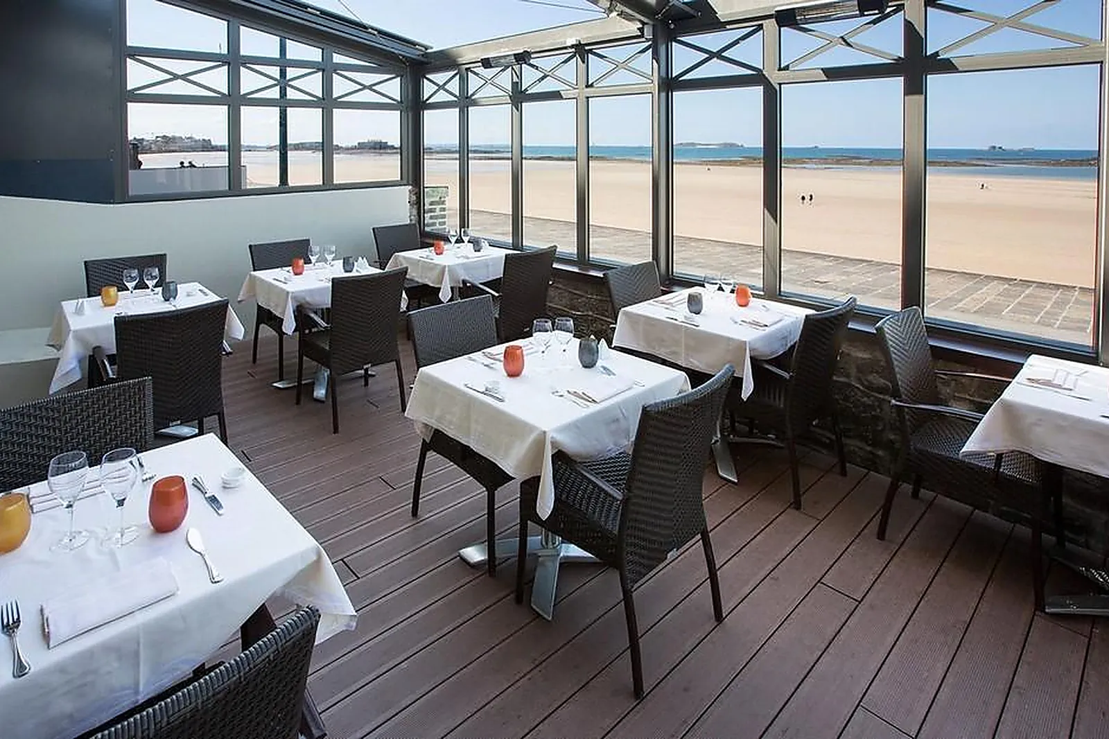 Cafés et Restaurants, RESTAURANTS - SAINT-MALO (ILLE-ET-VILAINE) : RESTAURANT DE LL&RSQUO;ANTINÉA