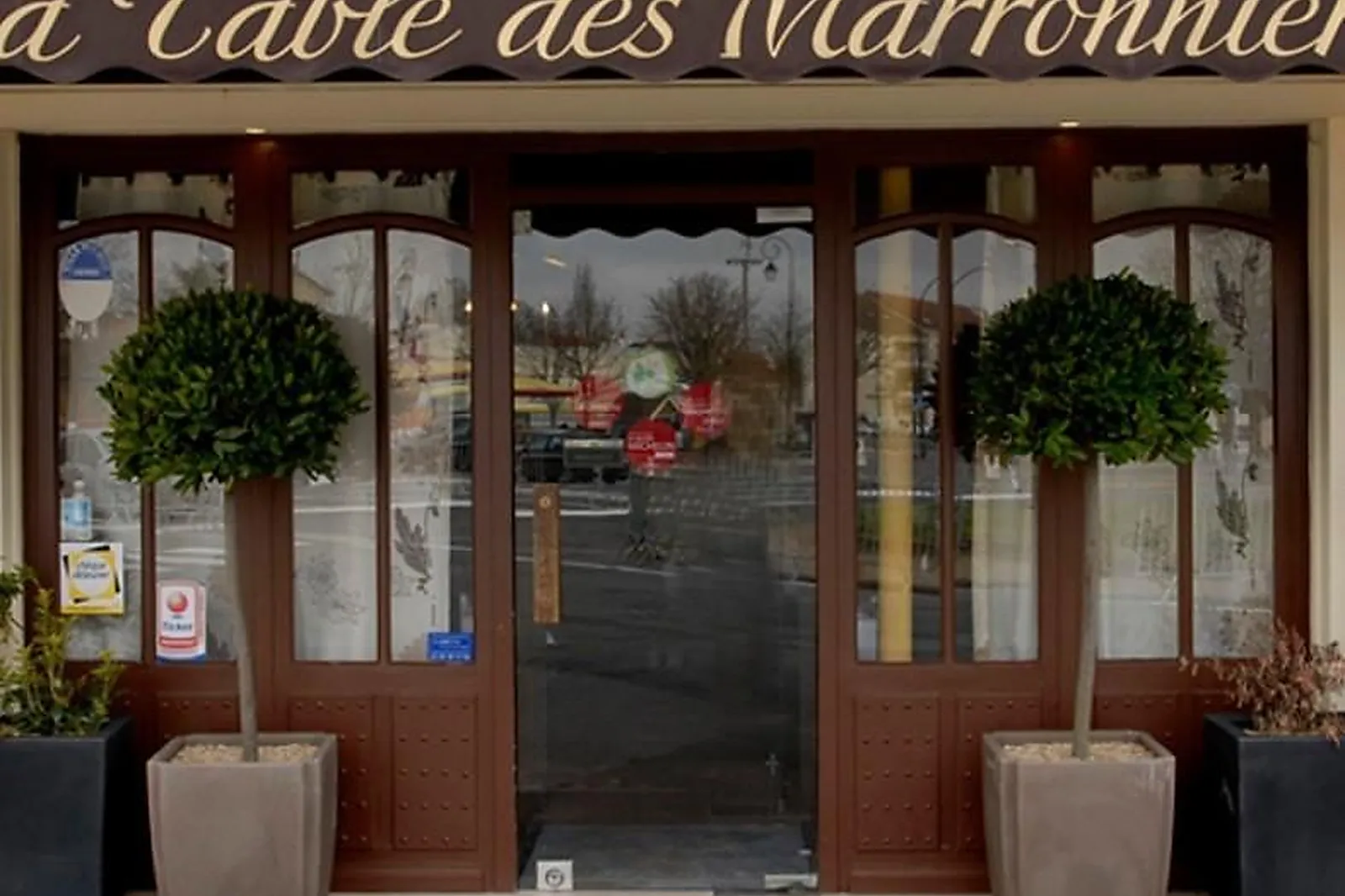 Cafés et Restaurants, RESTAURANTS - SAINT-MAUR-DES-FOSSES (VAL-DE-MARNE) : LA TABLE DES MARRONNIERS