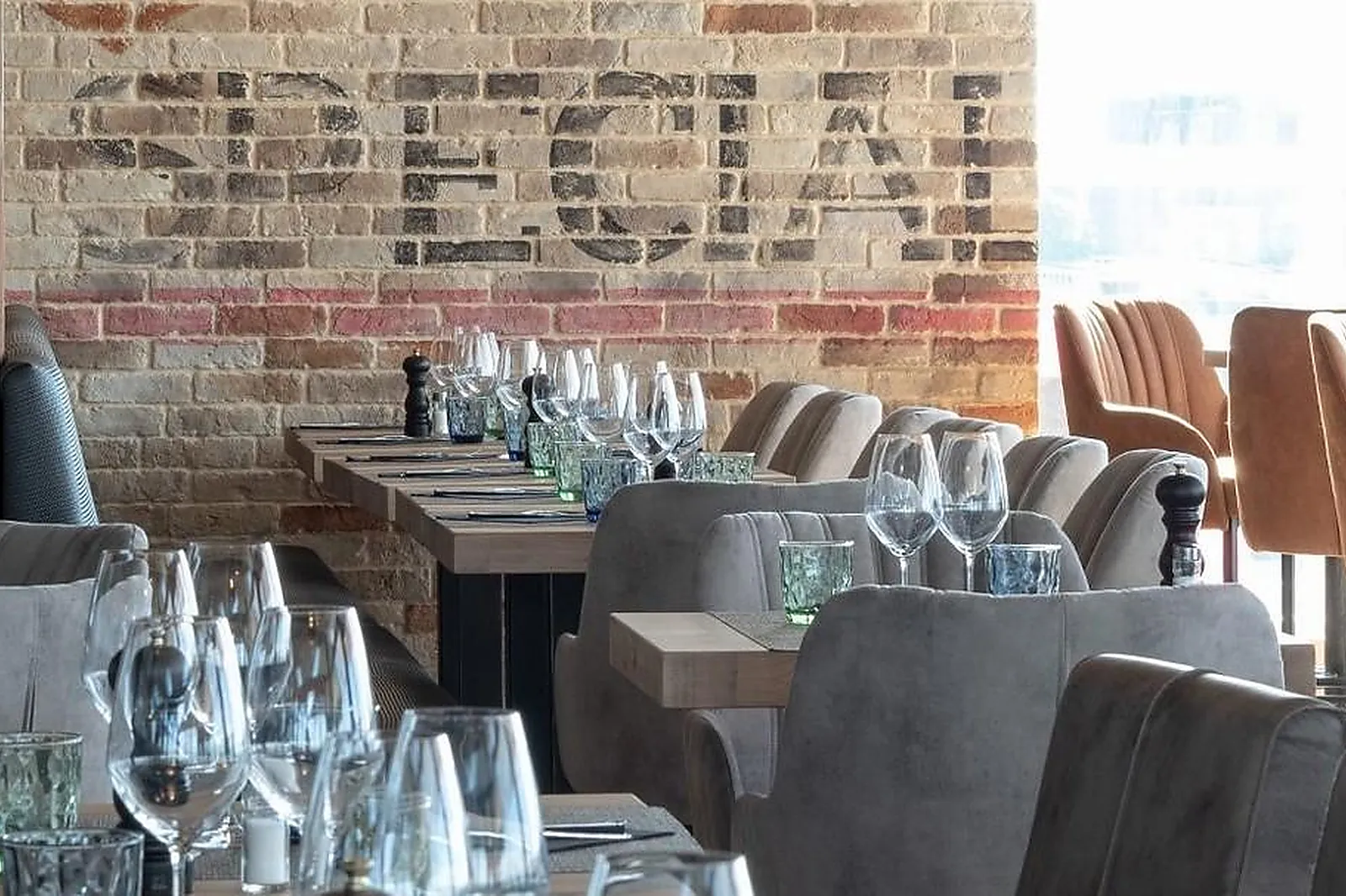 Cafés et Restaurants, RESTAURANTS - SAINT-NAZAIRE (LOIRE-ATLANTIQUE) : RESTAURANT LA PLAGE