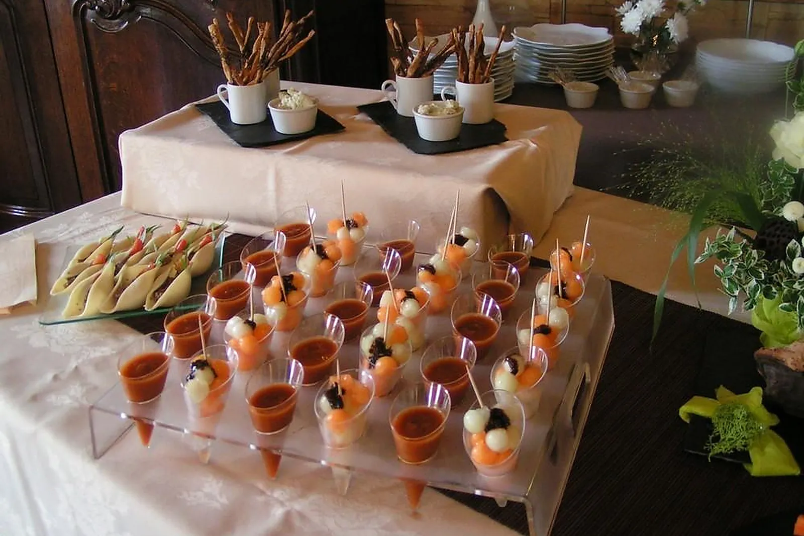 Cafés et Restaurants, RESTAURANTS - SAINT-PRIEST-TAURION (HAUTE-VIENNE) : RELAIS TAURION