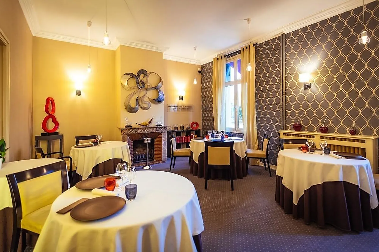 Cafés et Restaurants, RESTAURANTS - SAUMUR (MAINE-ET-LOIRE) : LE GAMBETTA