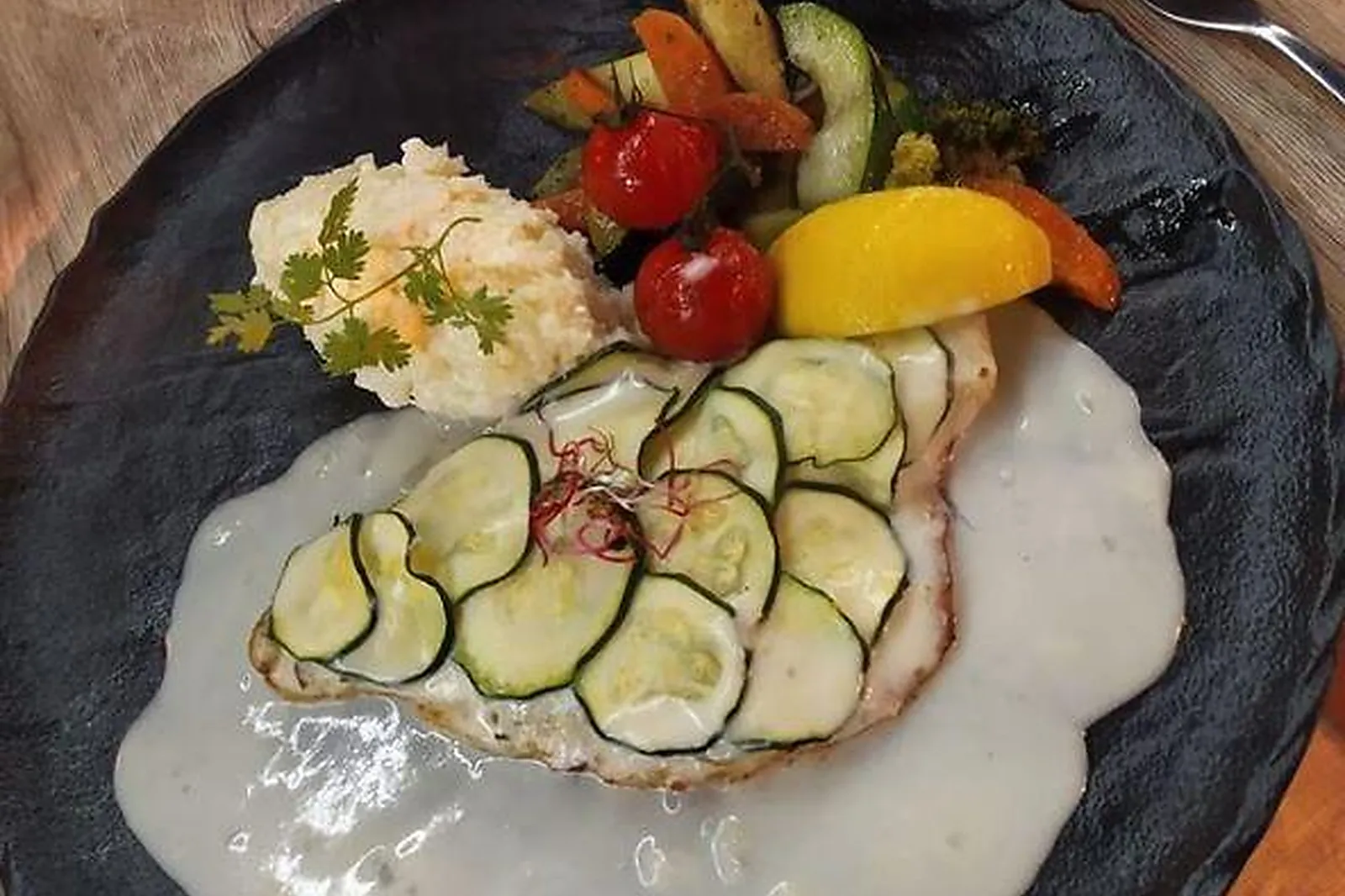 Cafés et Restaurants, RESTAURANTS - SIX-FOURS-LES-PLAGES (VAR) : LA TERRASSE