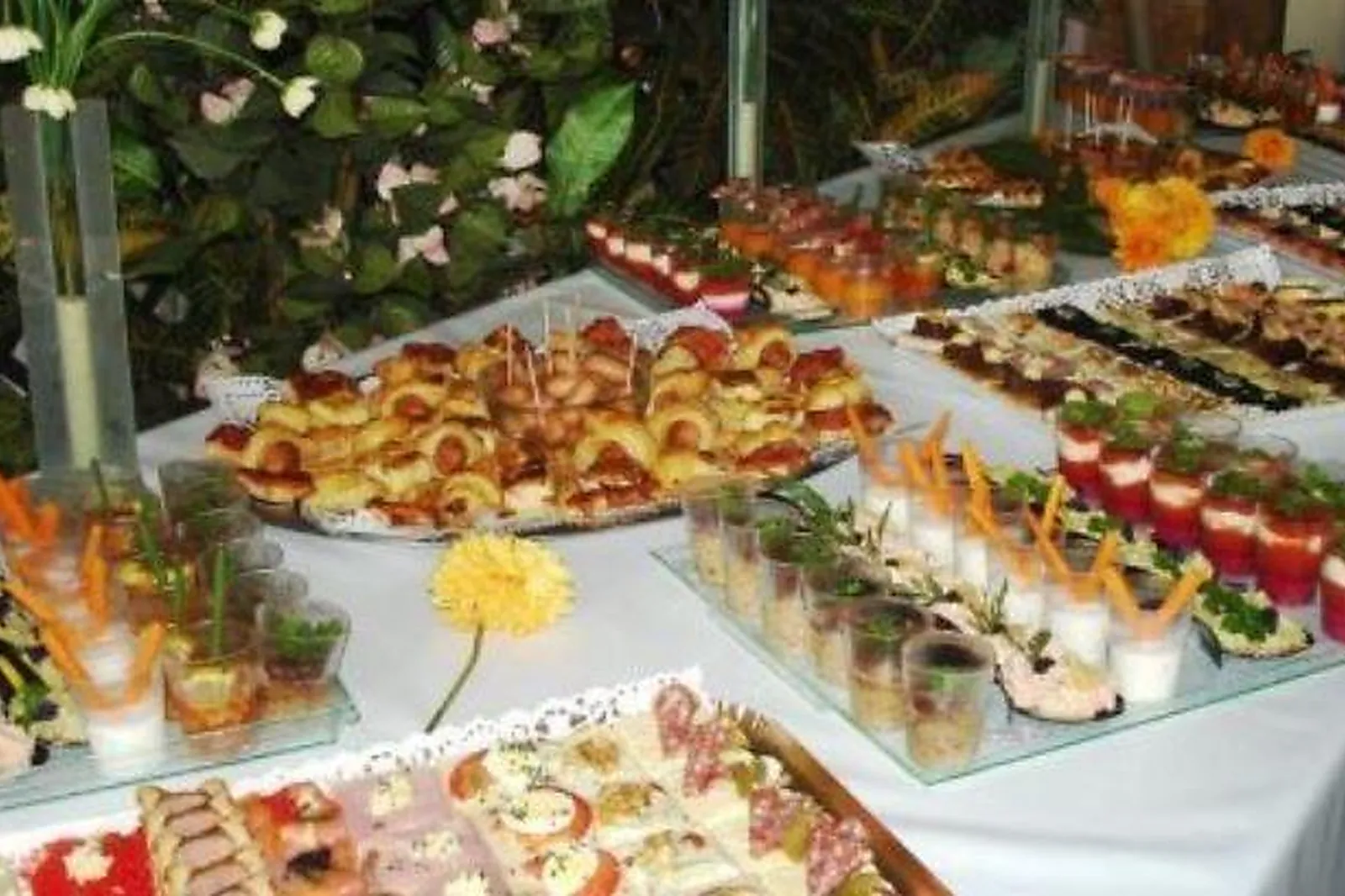 Cafés et Restaurants, RESTAURANTS - SORIGNY (INDRE-ET-LOIRE) : RESTAURANT LE GRILLON