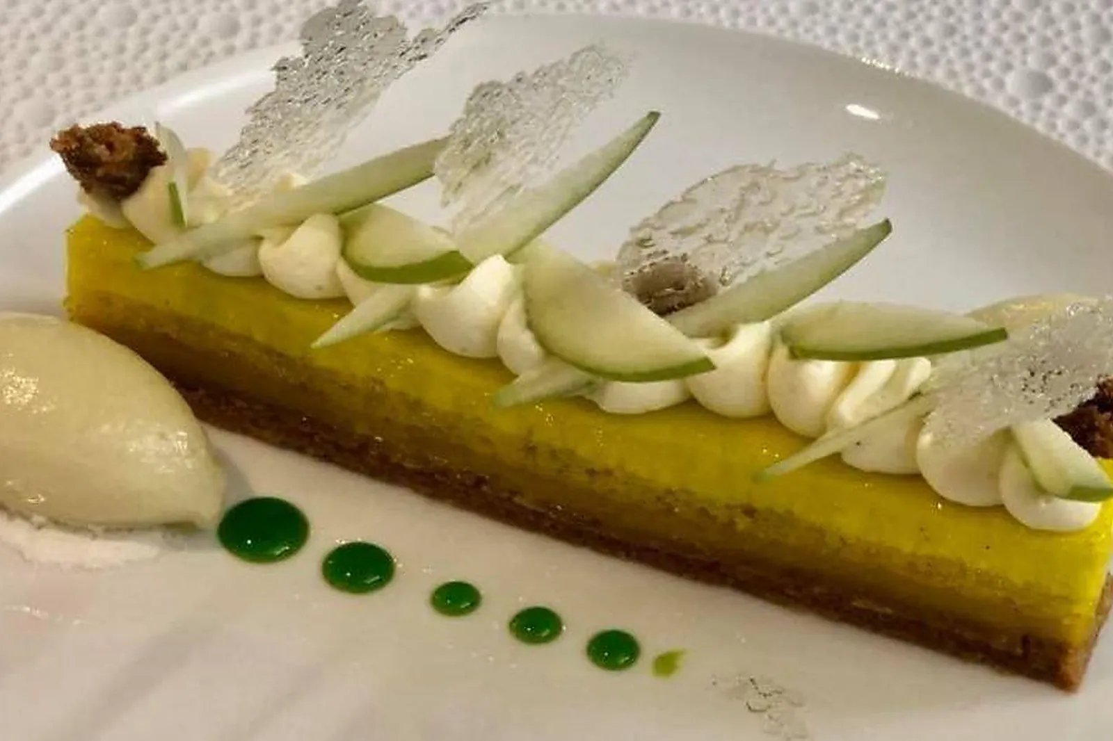 Cafés et Restaurants, RESTAURANTS - STRASBOURG (BAS-RHIN) : LE BUEREHIESEL