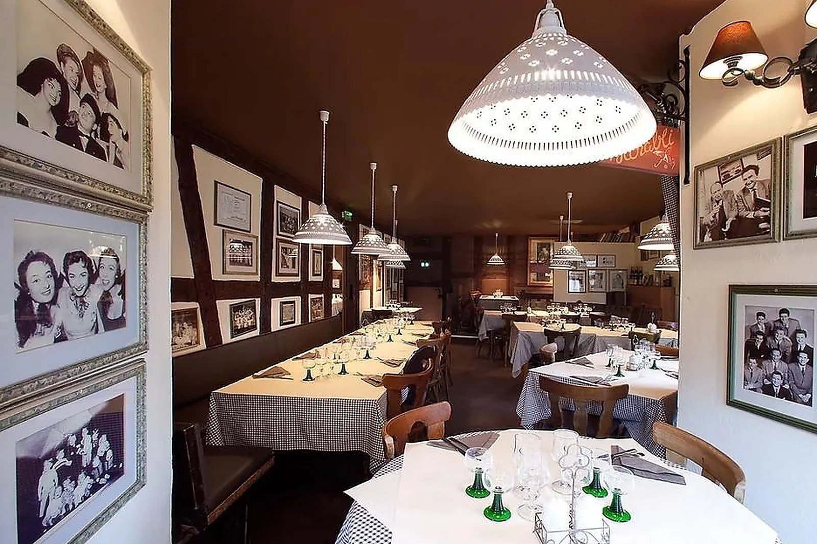 Cafés et Restaurants, RESTAURANTS - STRASBOURG (BAS-RHIN) : LE GRUBER