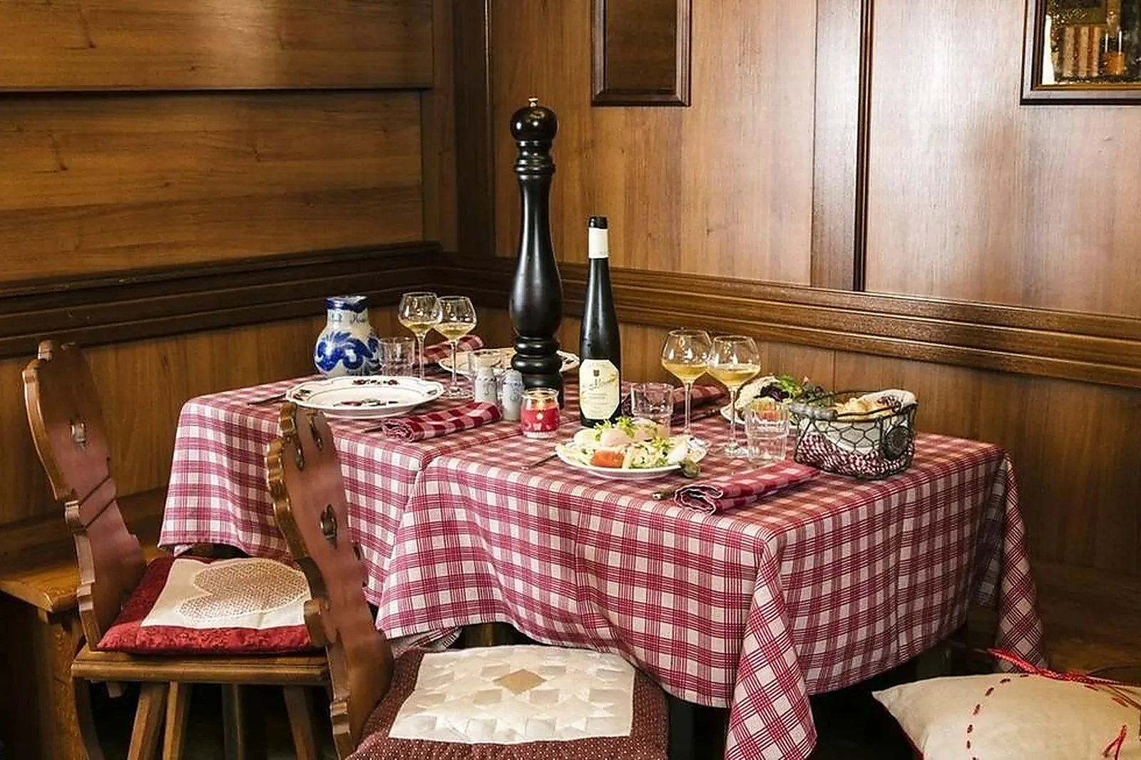 Cafés et Restaurants, RESTAURANTS - STRASBOURG (BAS-RHIN) : MEISELOCKER