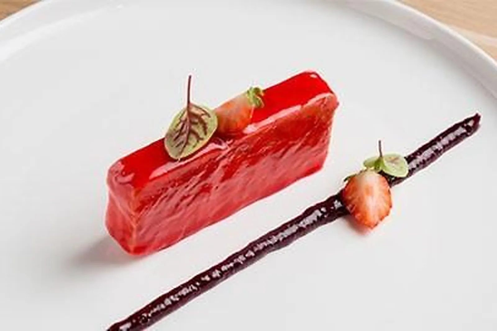 Cafés et Restaurants, RESTAURANTS - SURESNES (HAUTS-DE-SEINE) : BISTROT LA HAUT