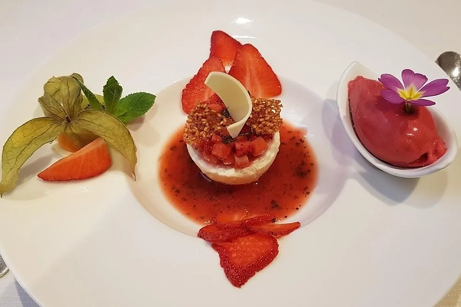 Cafés et Restaurants, RESTAURANTS - TARARE (RHÔNE) : RESTAURANT JEAN BROUILLY