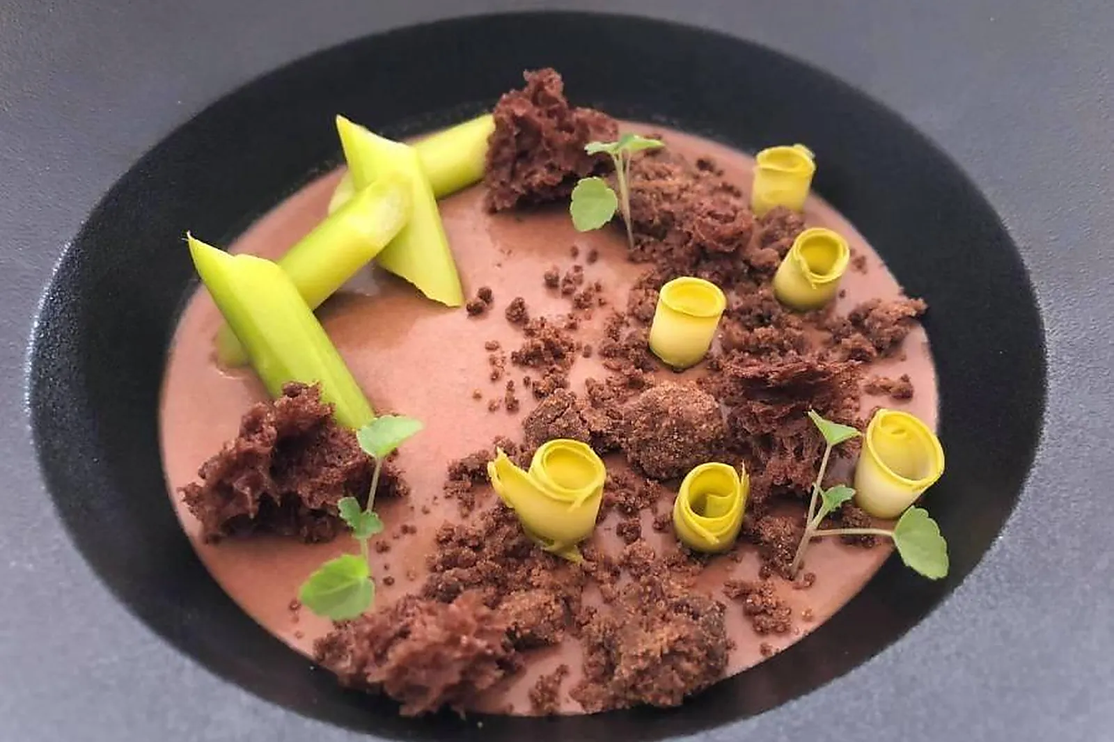 Cafés et Restaurants, RESTAURANTS - THIONVILLE (MOSELLE) : AUX POULBOTS GOURMETS