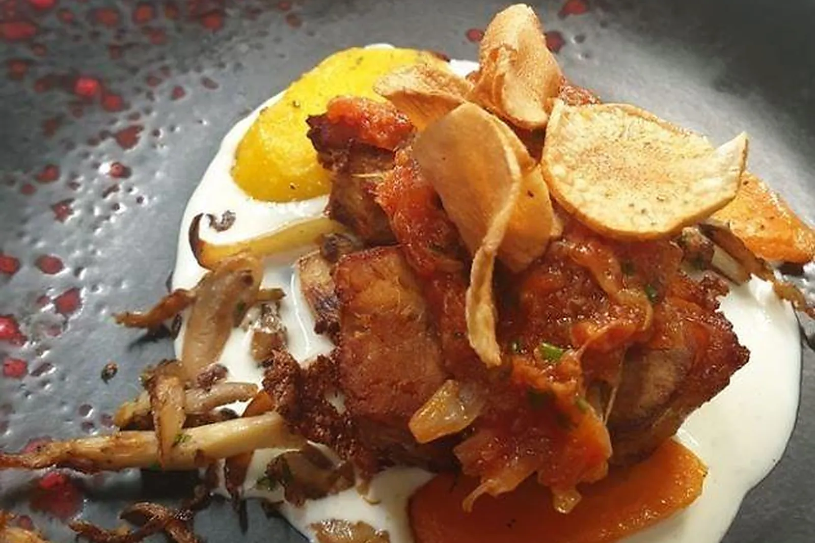 Cafés et Restaurants, RESTAURANTS - TOULOUSE (HAUTE-GARONNE) : LES 4 PETITS COCHONS