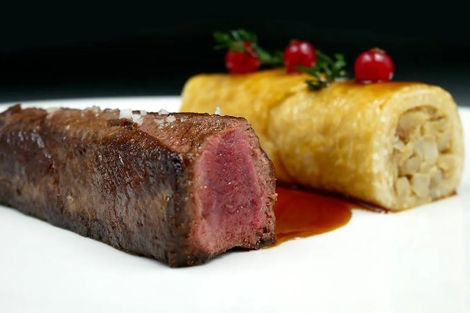 Cafés et Restaurants, RESTAURANTS - TOURS (INDRE-ET-LOIRE) : LA ROCHE LE ROY