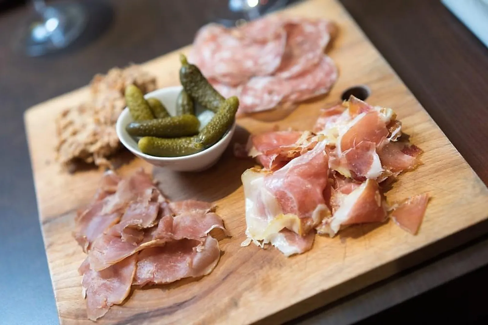 Cafés et Restaurants, RESTAURANTS - TOURS (INDRE-ET-LOIRE) : Ô LIEUDIT VIN