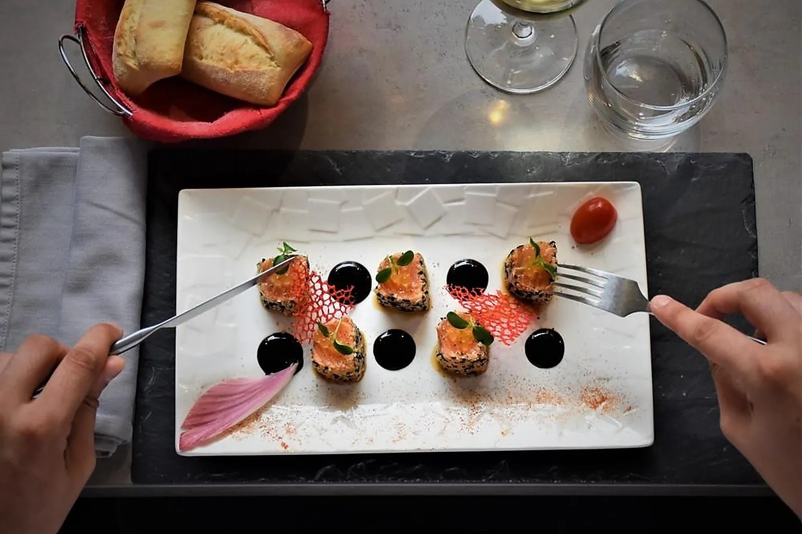 Cafés et Restaurants, RESTAURANTS - TROYES (AUBE) : LE DAMIER