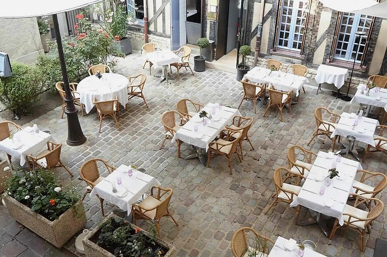Cafés et Restaurants, RESTAURANTS - TROYES (AUBE) : LE VALENTINO