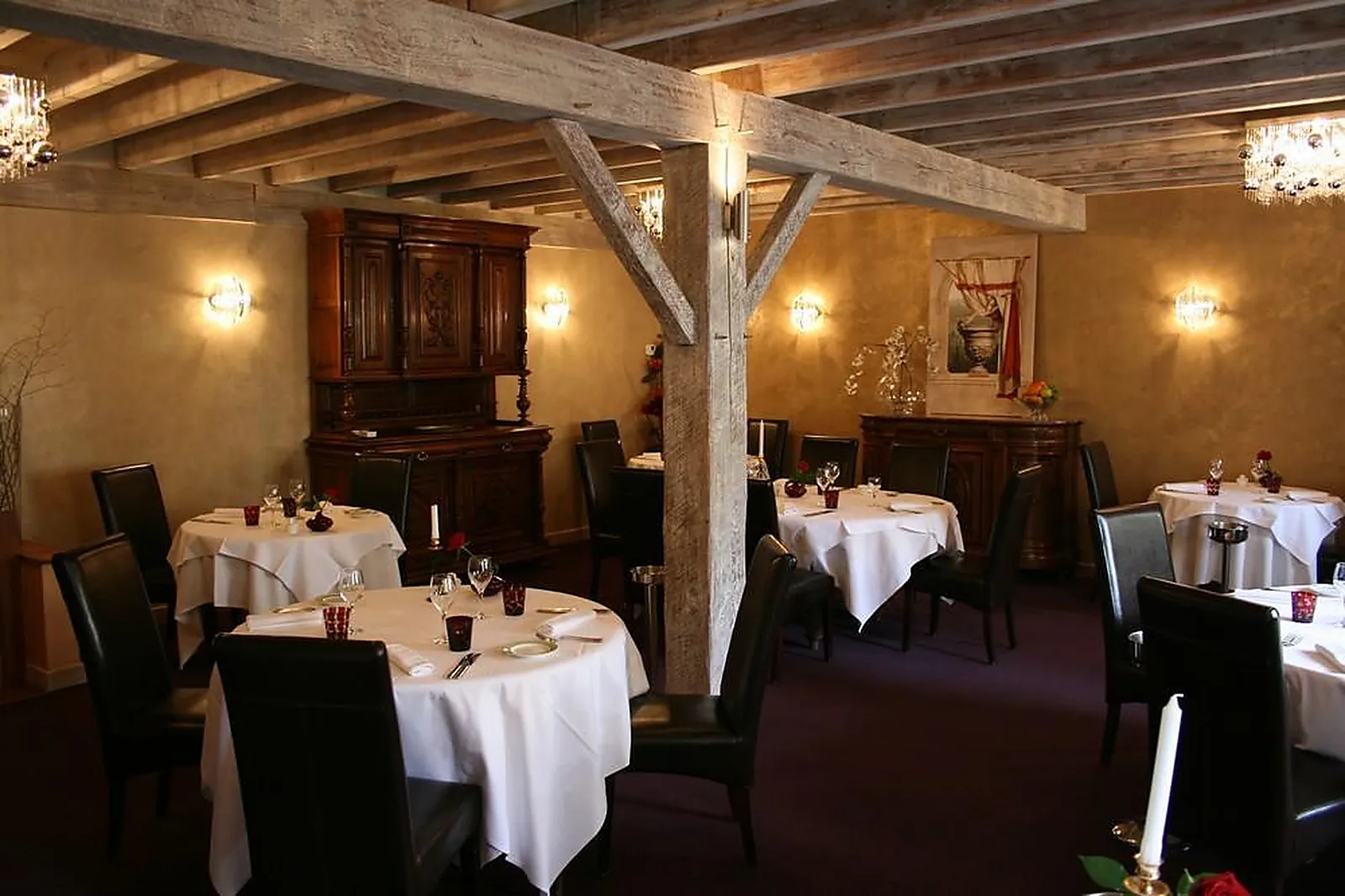 Cafés et Restaurants, RESTAURANTS - TUSSON (CHARENTE) : LE COMPOSTELLE