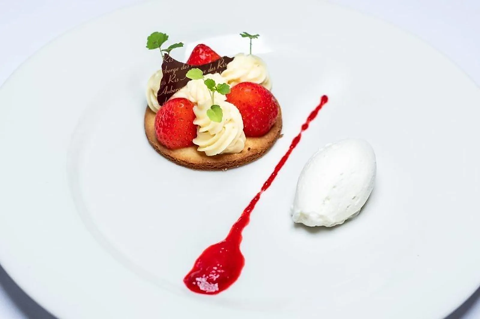 Cafés et Restaurants, RESTAURANTS - VALLON-EN-SULLY (ALLIER) : AUBERGE DES RIS