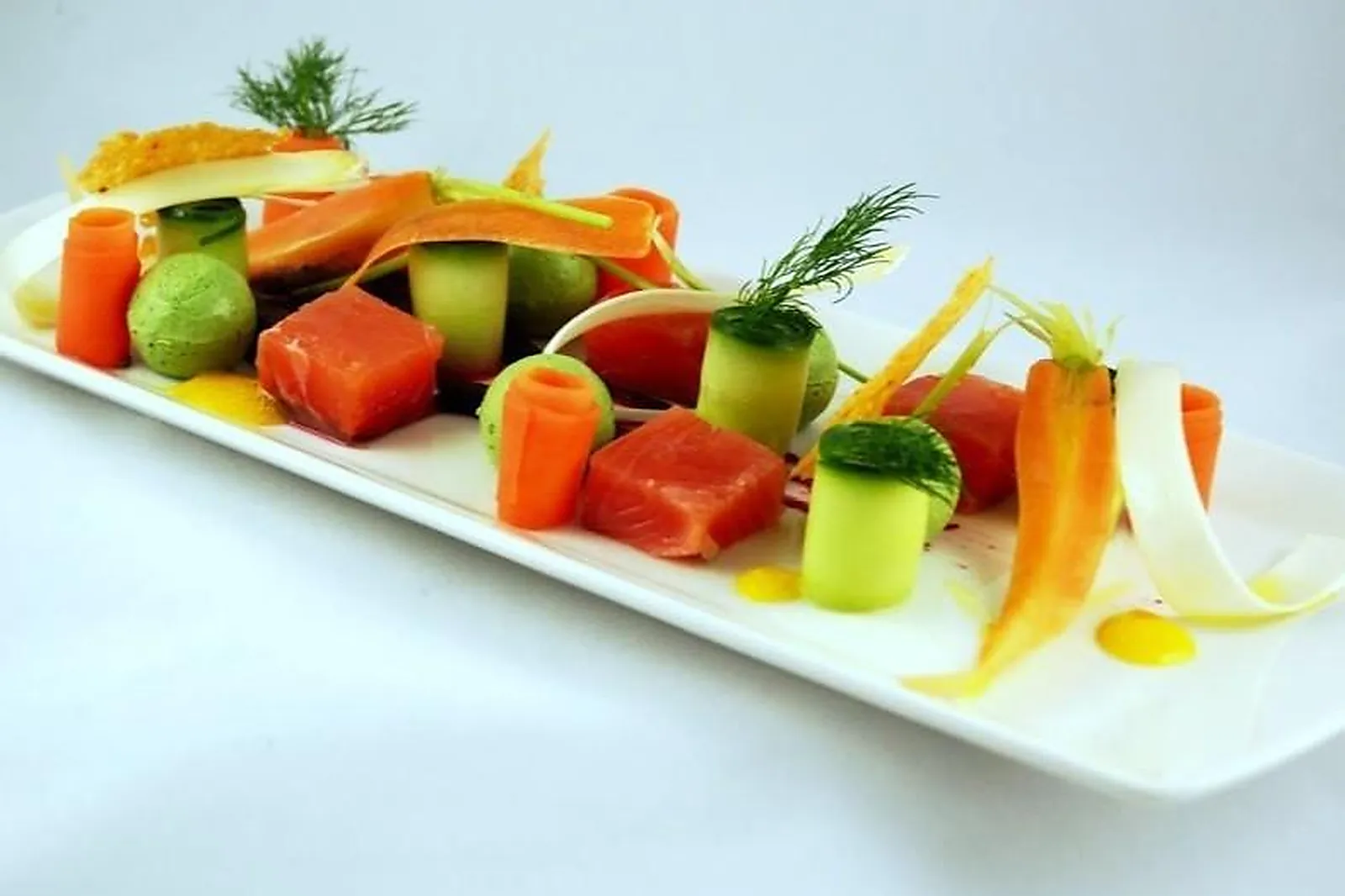 Cafés et Restaurants, RESTAURANTS - VAL-REVERMONT (AIN) : VOYAGE DES SENS