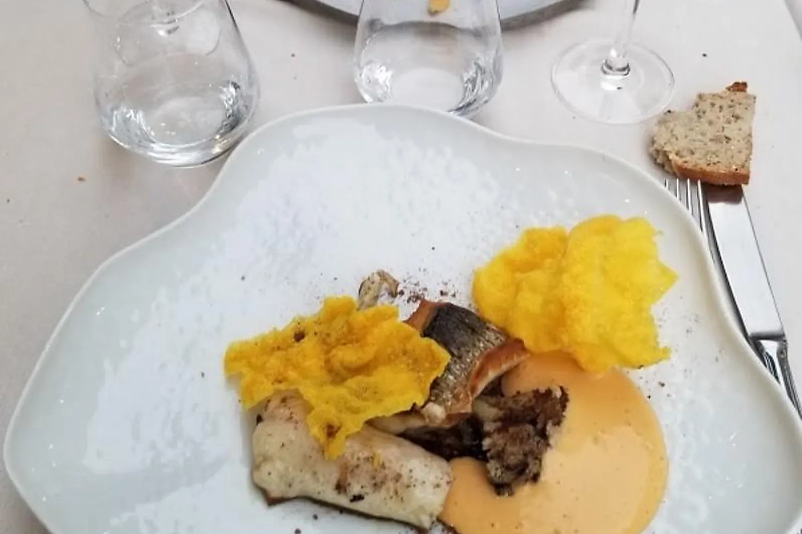 Cafés et Restaurants, RESTAURANTS - VAL-REVERMONT (AIN) : VOYAGE DES SENS