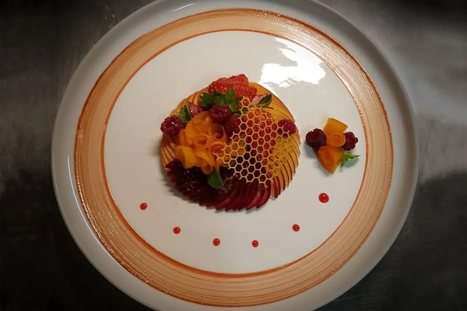 Cafés et Restaurants, RESTAURANTS - VEUIL (INDRE) : AUBERGE SAINT FIACRE