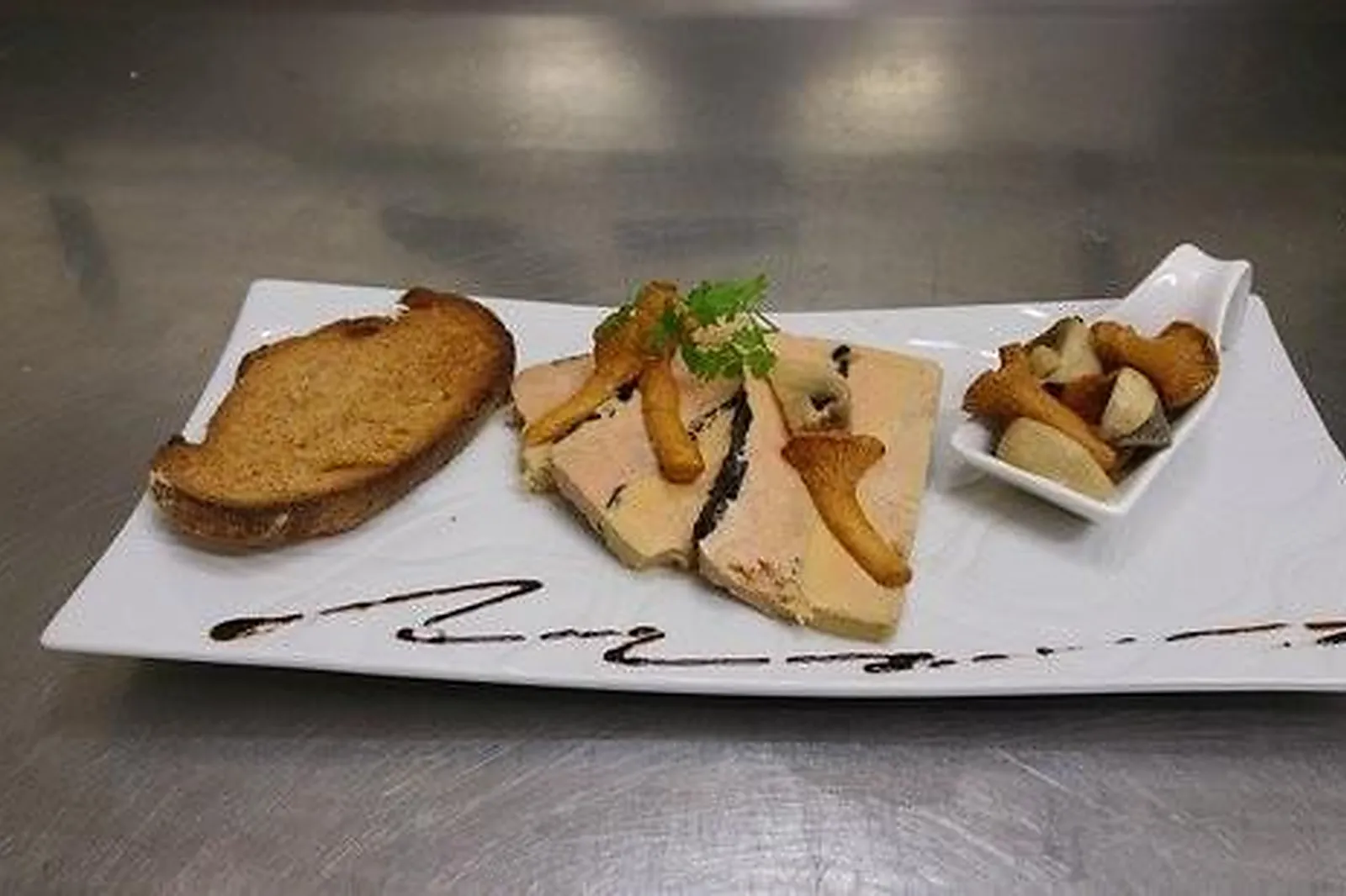 Cafés et Restaurants, RESTAURANTS - VILLARD-DE-LANS (ISÈRE) : LES TRENTES PAS