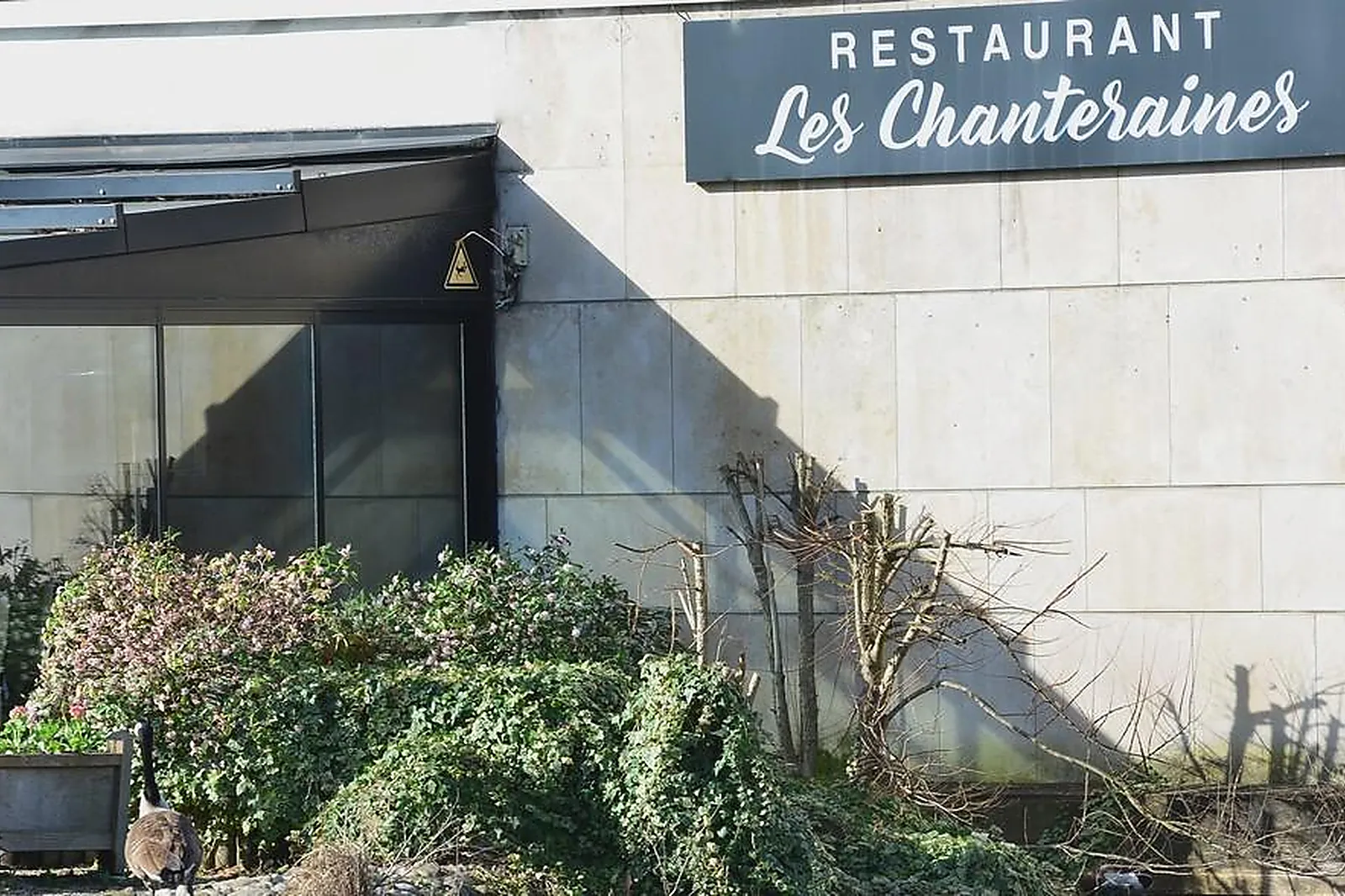 Cafés et Restaurants, RESTAURANTS - VILLENEUVE-LA-GARENNE (HAUTS-DE-SEINE) : LES CHANTERAINES