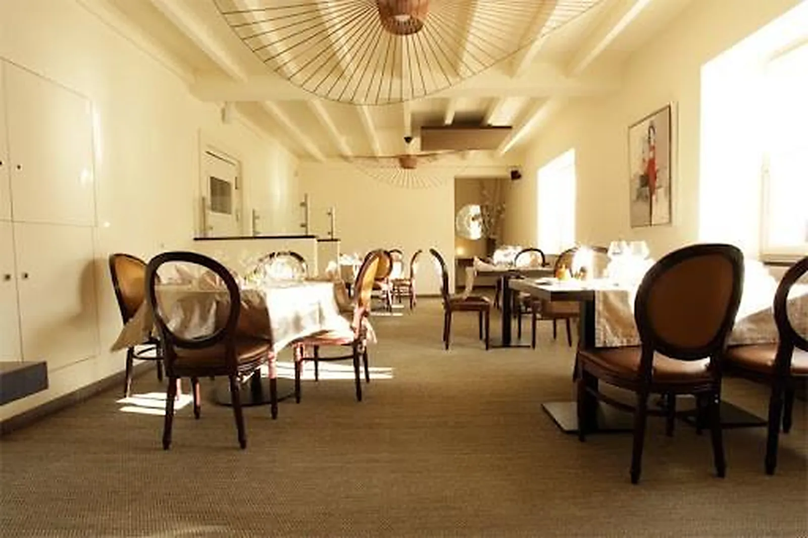 Cafés et Restaurants, RESTAURANTS - VILLE DU PONT (DOUBS) : RESTAURANT ENTRE ROCHES