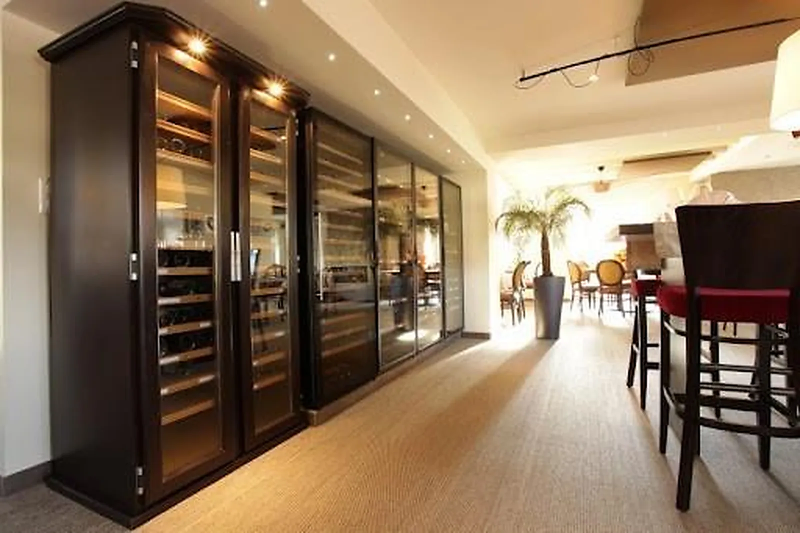 Cafés et Restaurants, RESTAURANTS - VILLE DU PONT (DOUBS) : RESTAURANT ENTRE ROCHES