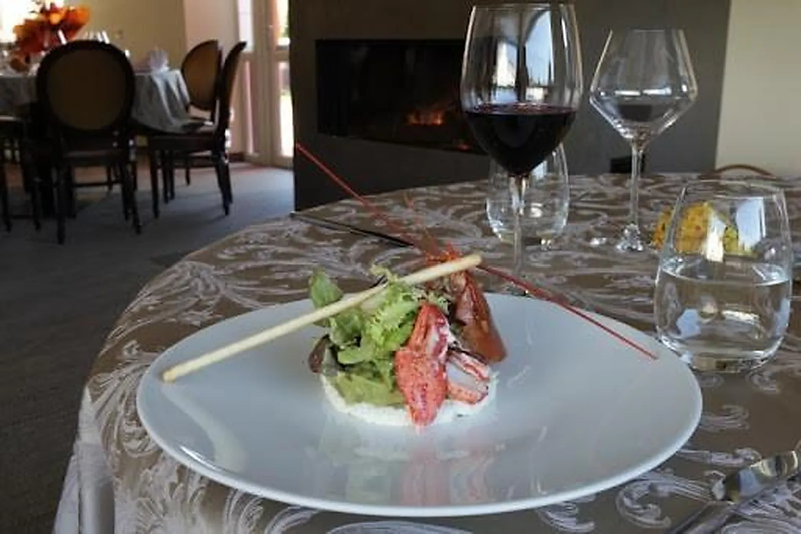 Cafés et Restaurants, RESTAURANTS - VILLE DU PONT (DOUBS) : RESTAURANT ENTRE ROCHES