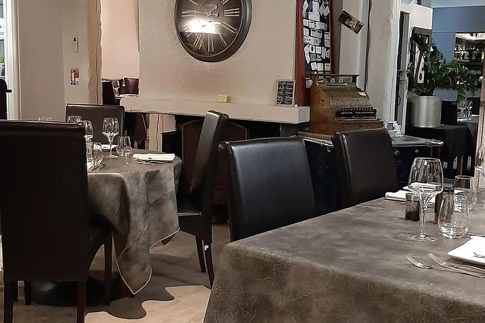 Cafés et Restaurants, RESTAURANTS - VILLIERS-SUR-MARNE (VAL-DE-MARNE) : LES MIGNARDISES