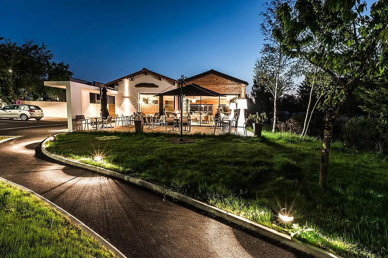 Cafés et Restaurants, RESTAURANTS - VAUX-SUR-MER (CHARENTE-MARITIME) : LE COTTAGE RESTAURANT