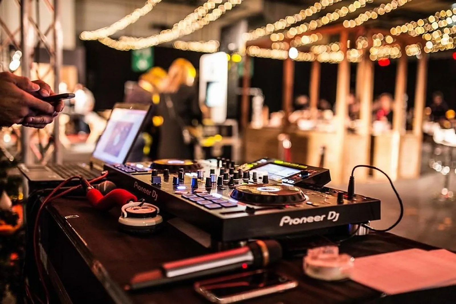 Prestataire Technique Audiovisuel, SONORISATION - VIDÉO - ARGIESANS (TERRITOIRE DE BELFORT) : TNT EVENTS