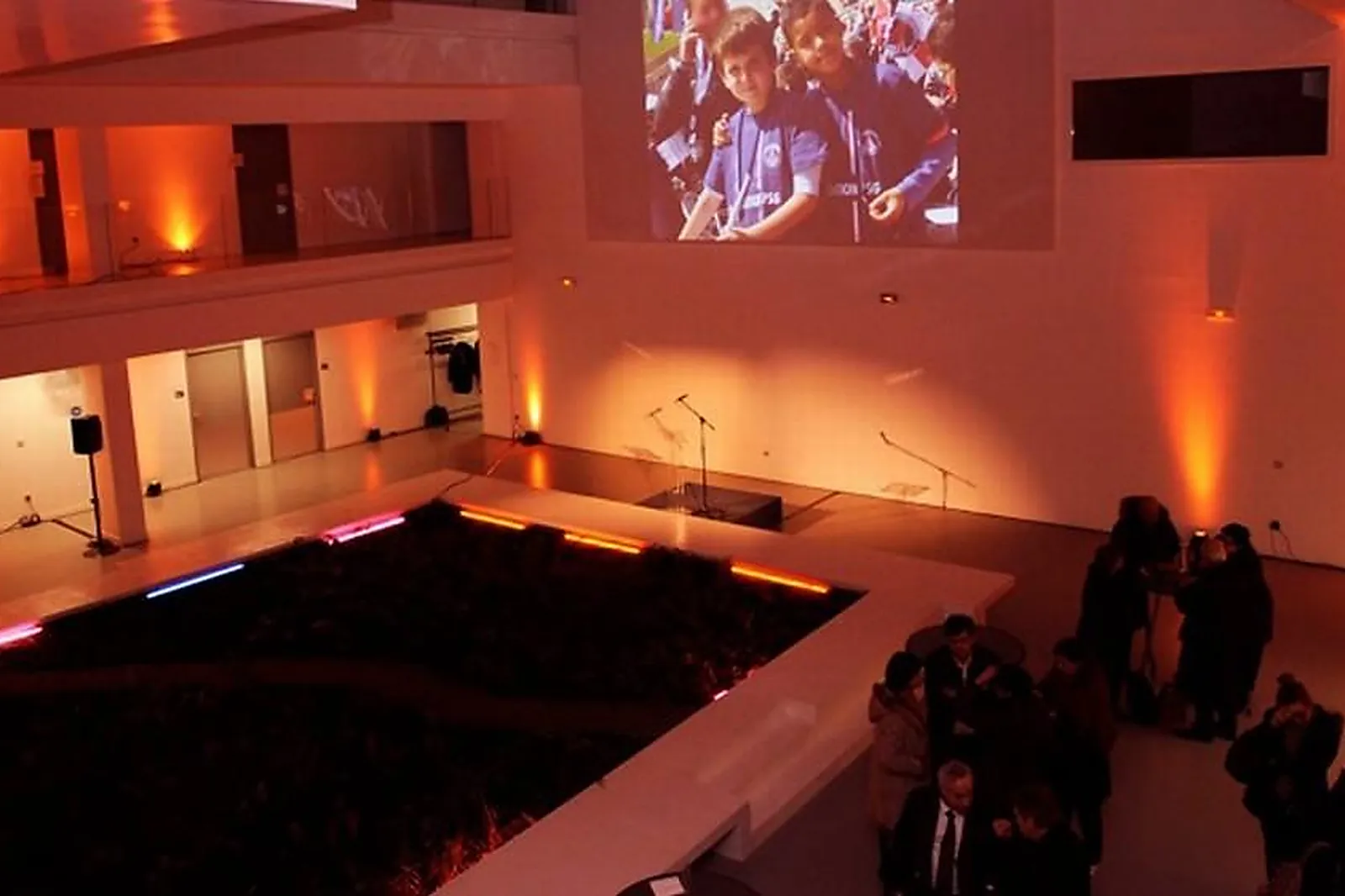 Eclairage, SONORISATION - VIDÉO - CHAMPIGNY-SUR-MARNE (VAL-DE-MARNE) : ARSCÉNIQUE