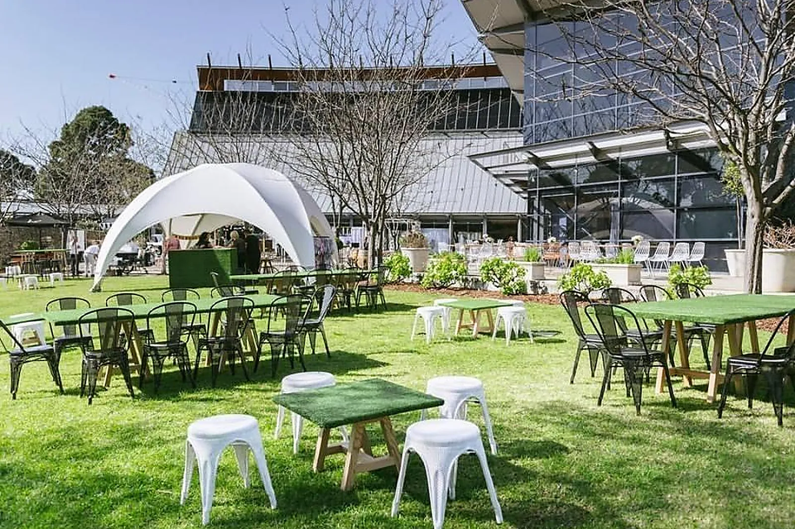 Prestataire Technique Audiovisuel, SONORISATION - VIDÉO - FRESNE-LES-MONTAUBAN (PAS-DE-CALAIS) : 7 RENTAL