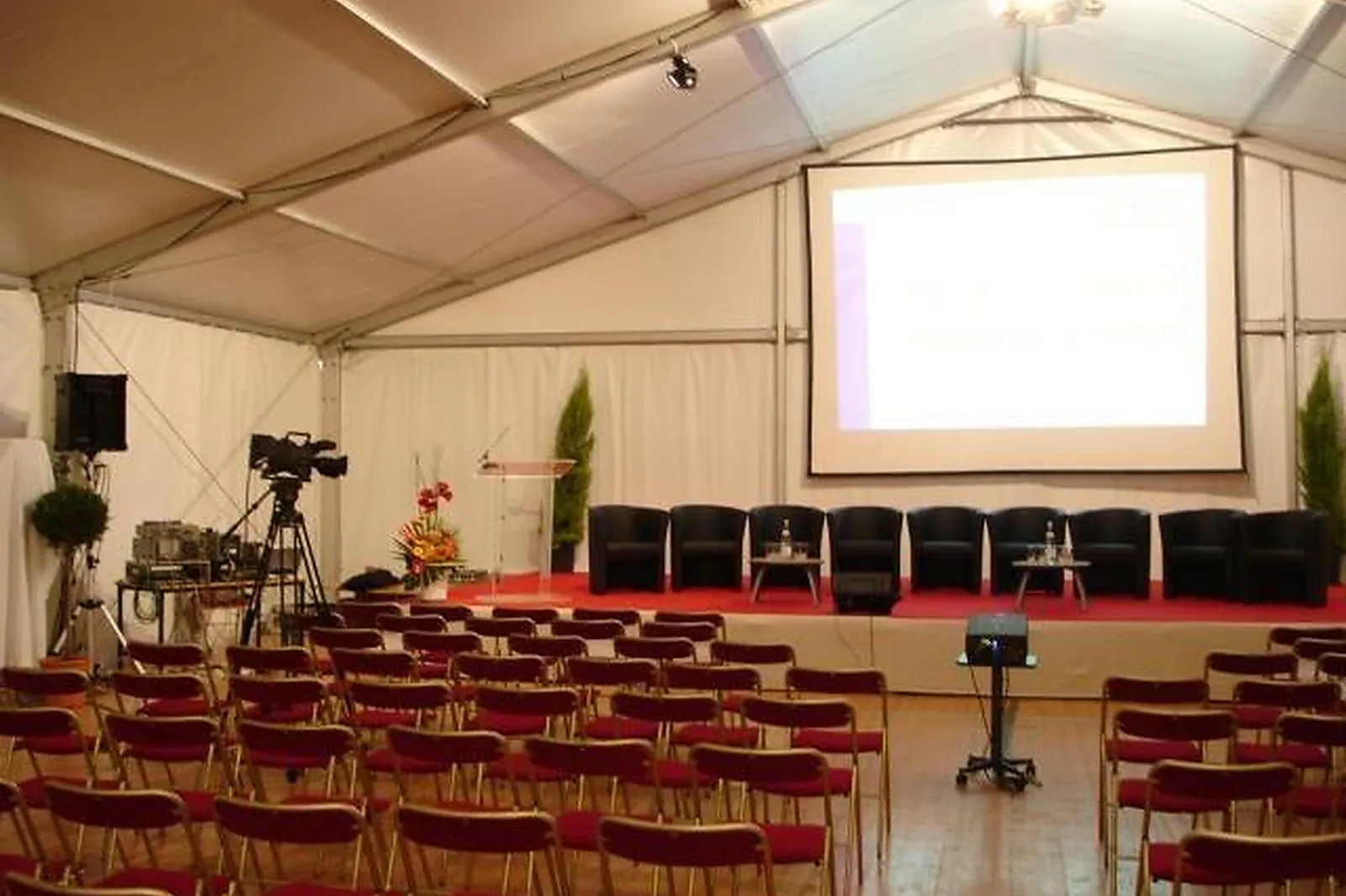 Prestataire Technique Audiovisuel, SONORISATION - VIDÉO - LESQUIN (NORD) : ALPHA AUDIOVIDÉO PRO