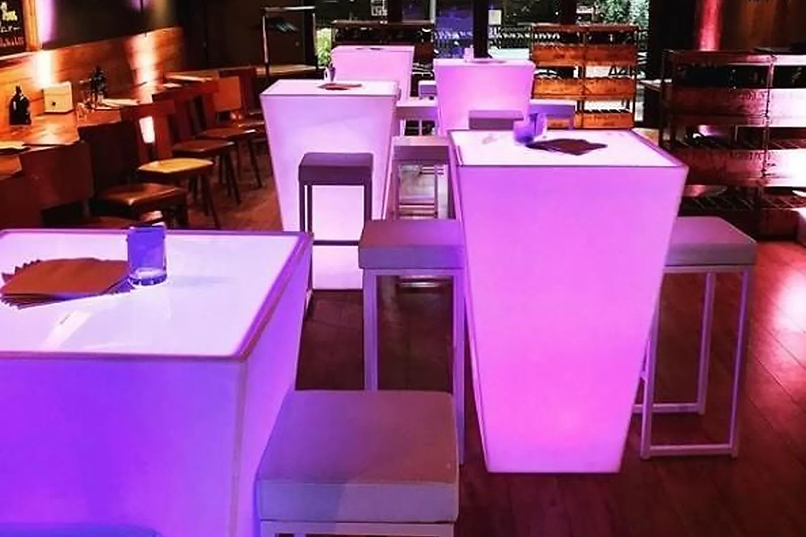 Prestataire Technique Audiovisuel, SONORISATION - VIDÉO - MARCQ-EN-BAROEUL (NORD) : INSIDE