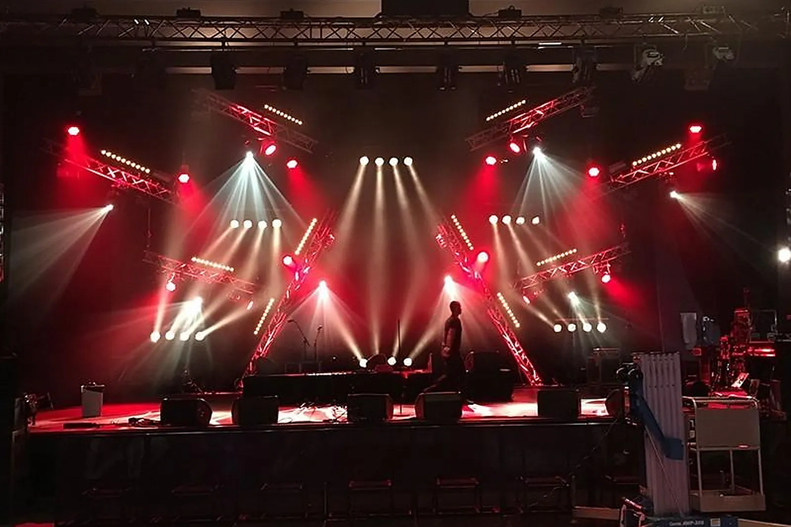 Prestataire Technique Audiovisuel, SONORISATION - VIDÉO - PLOMELIN (FINISTÈRE) : SIWA