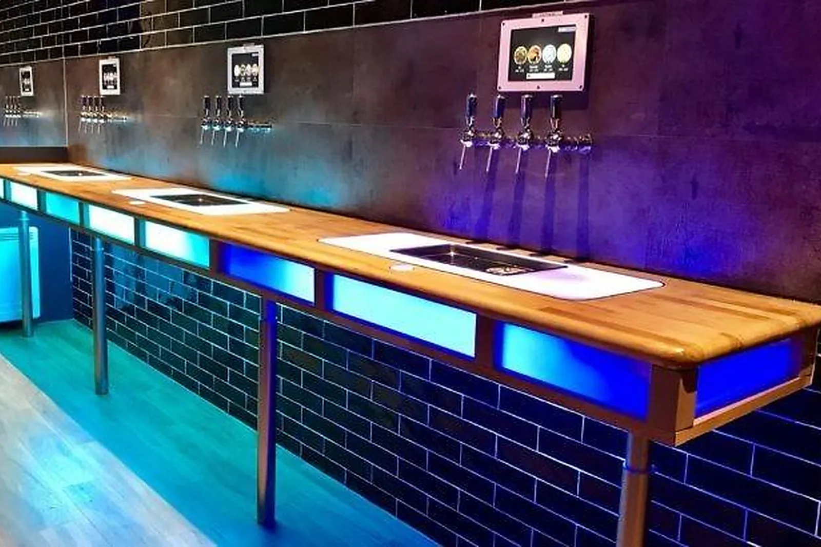 Prestataire Technique Audiovisuel, SONORISATION - VIDÉO - QUIMPER (FINISTÈRE) : IROISE DIFFUSION