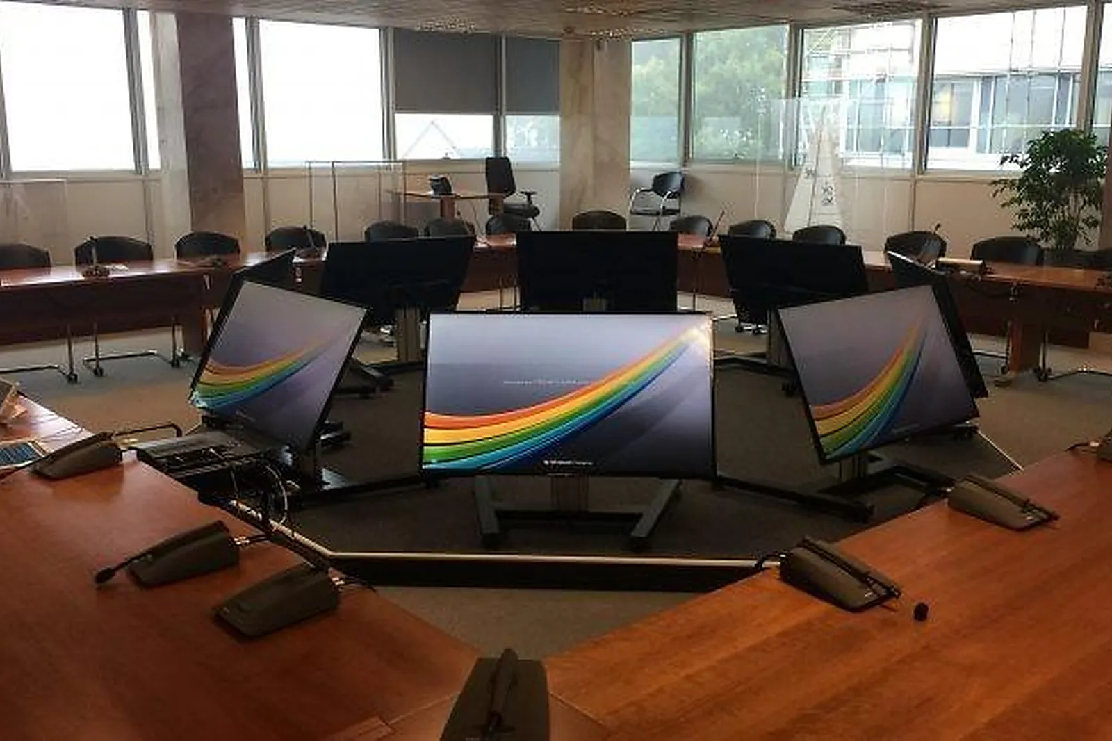 Prestataire Technique Audiovisuel, SONORISATION - VIDÉO - QUIMPER (FINISTÈRE) : IROISE DIFFUSION