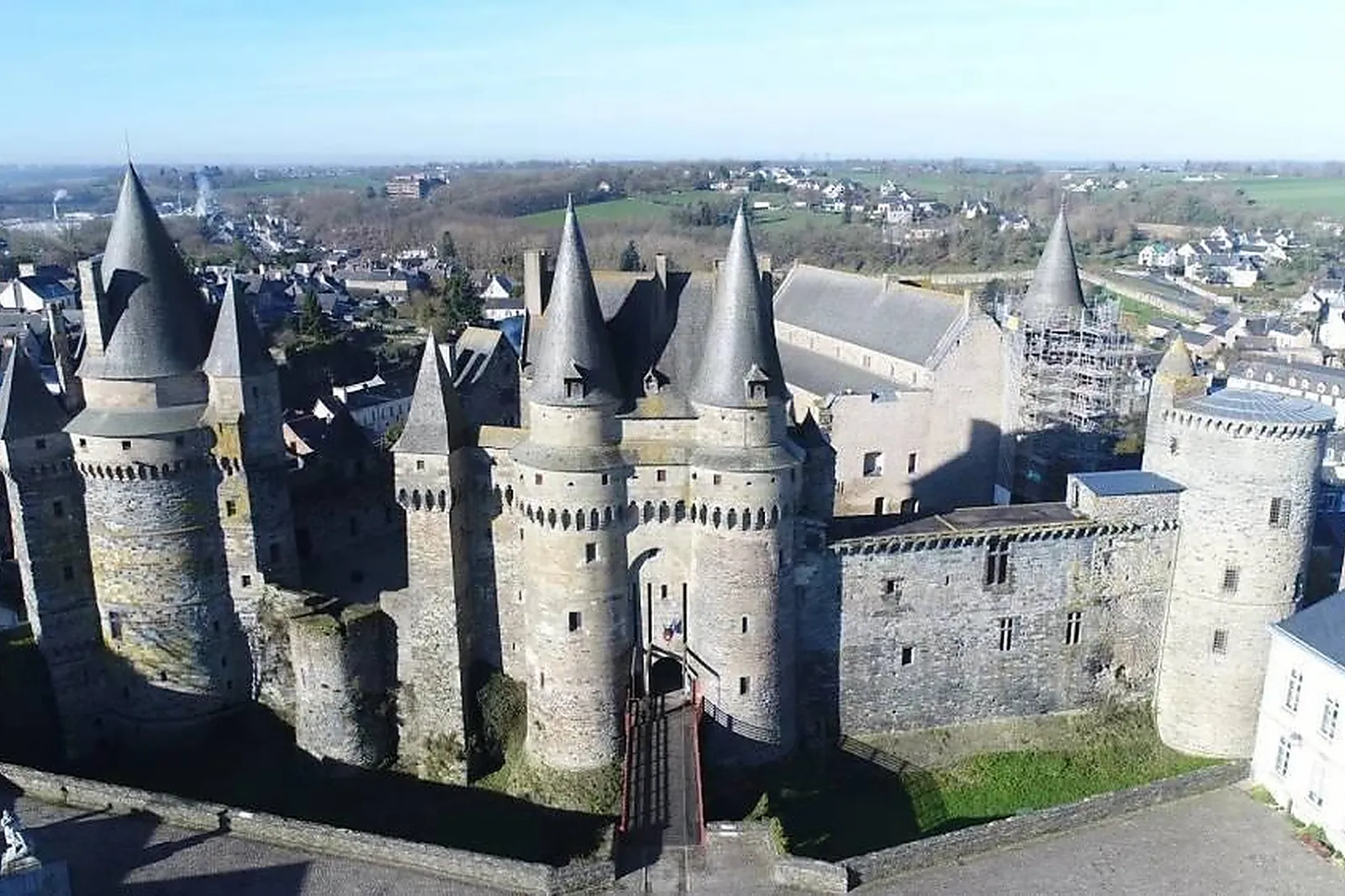 Scène, SONORISATION - VIDÉO - SERVON-SUR-VILAINE (ILLE-ET-VILAINE) : SONODRONE